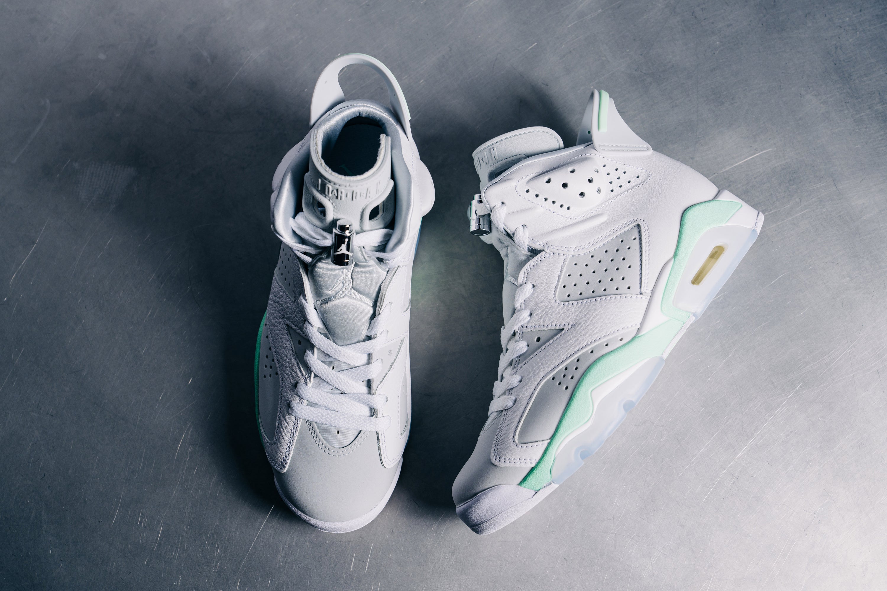 Women's Air Jordan 6 Retro "Mint Foam" 16/3/22