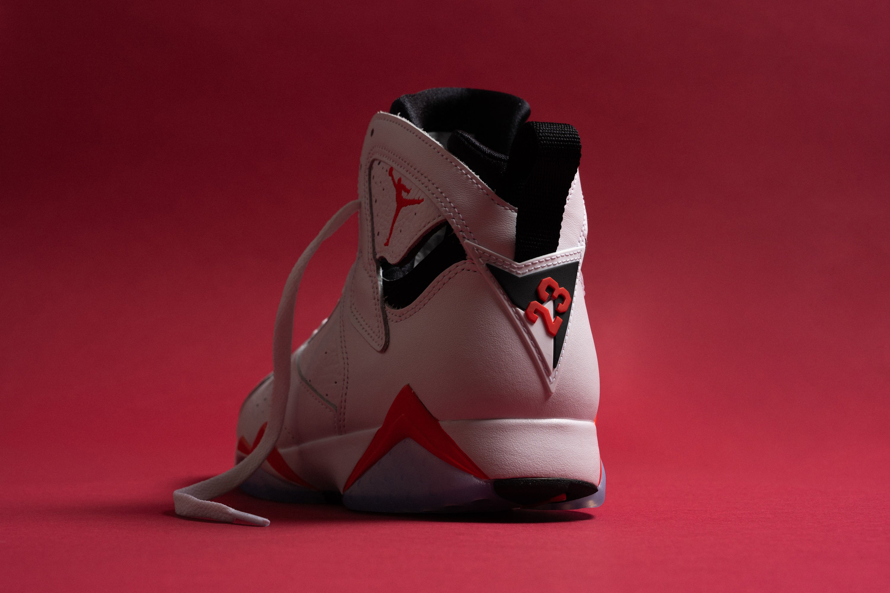 Air Jordan 7 Retro 'White Infrared' 30/6/23