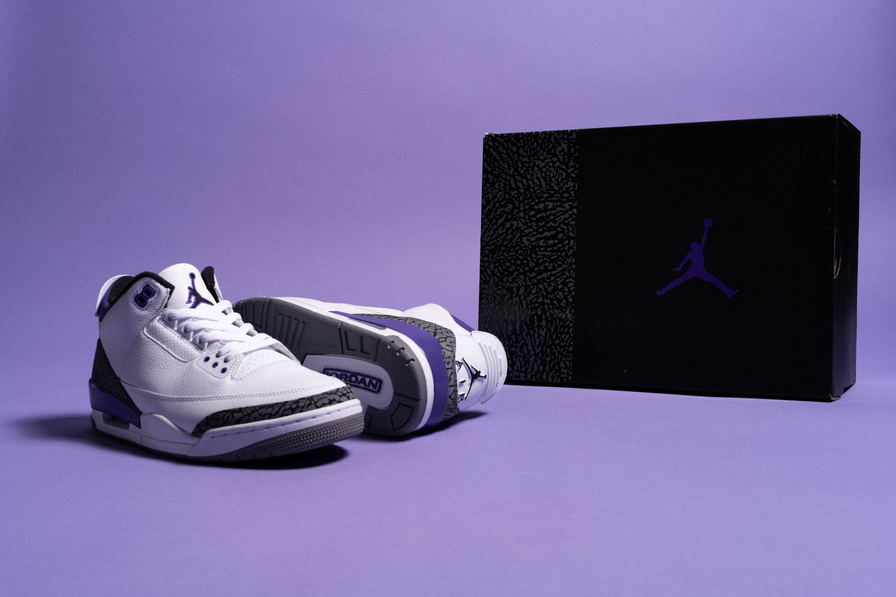 Men's Air Jordan 3 Retro "Dark Iris" 24/8/22