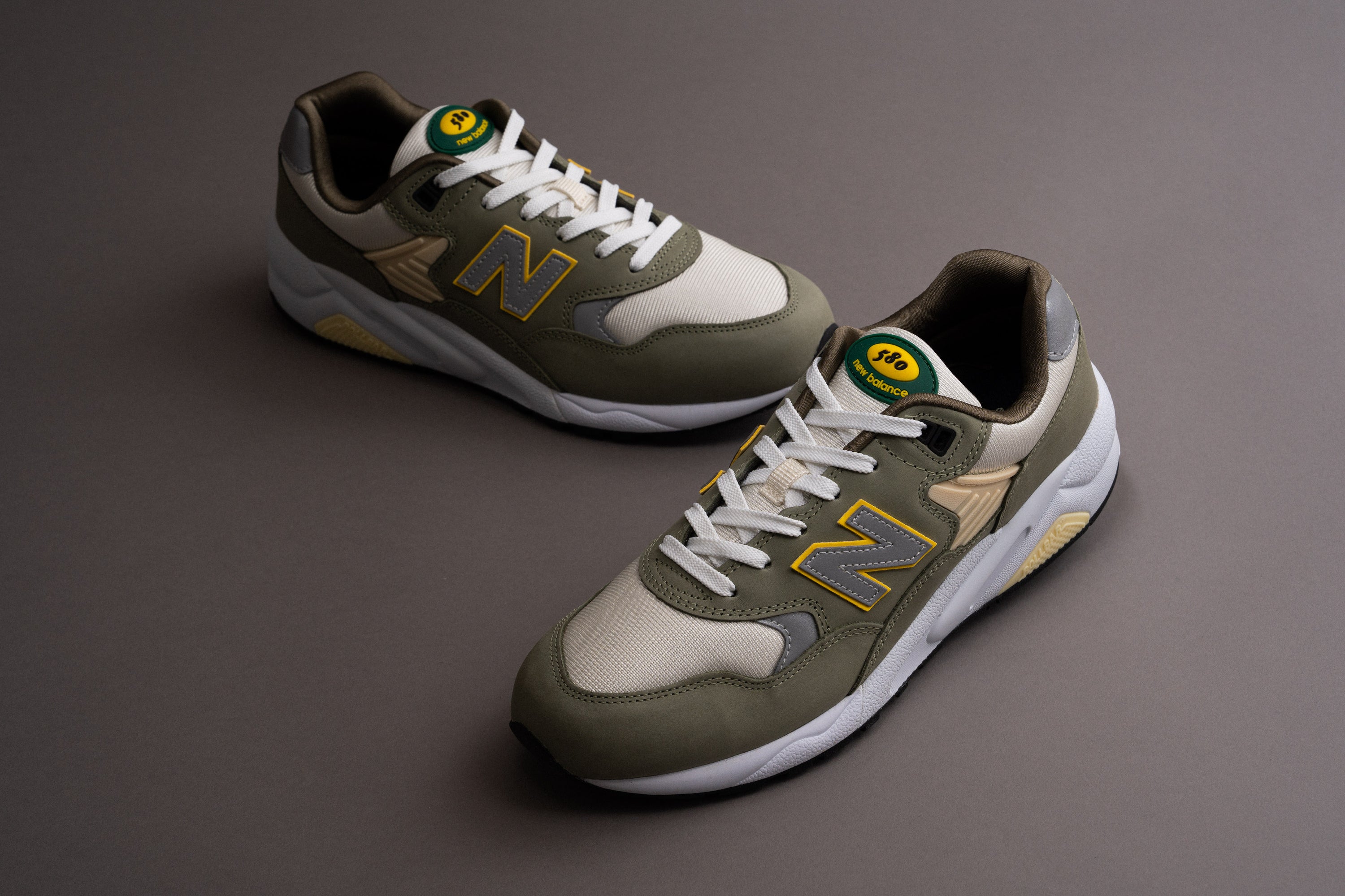 New Balance 580 "Olive" 10/12/22