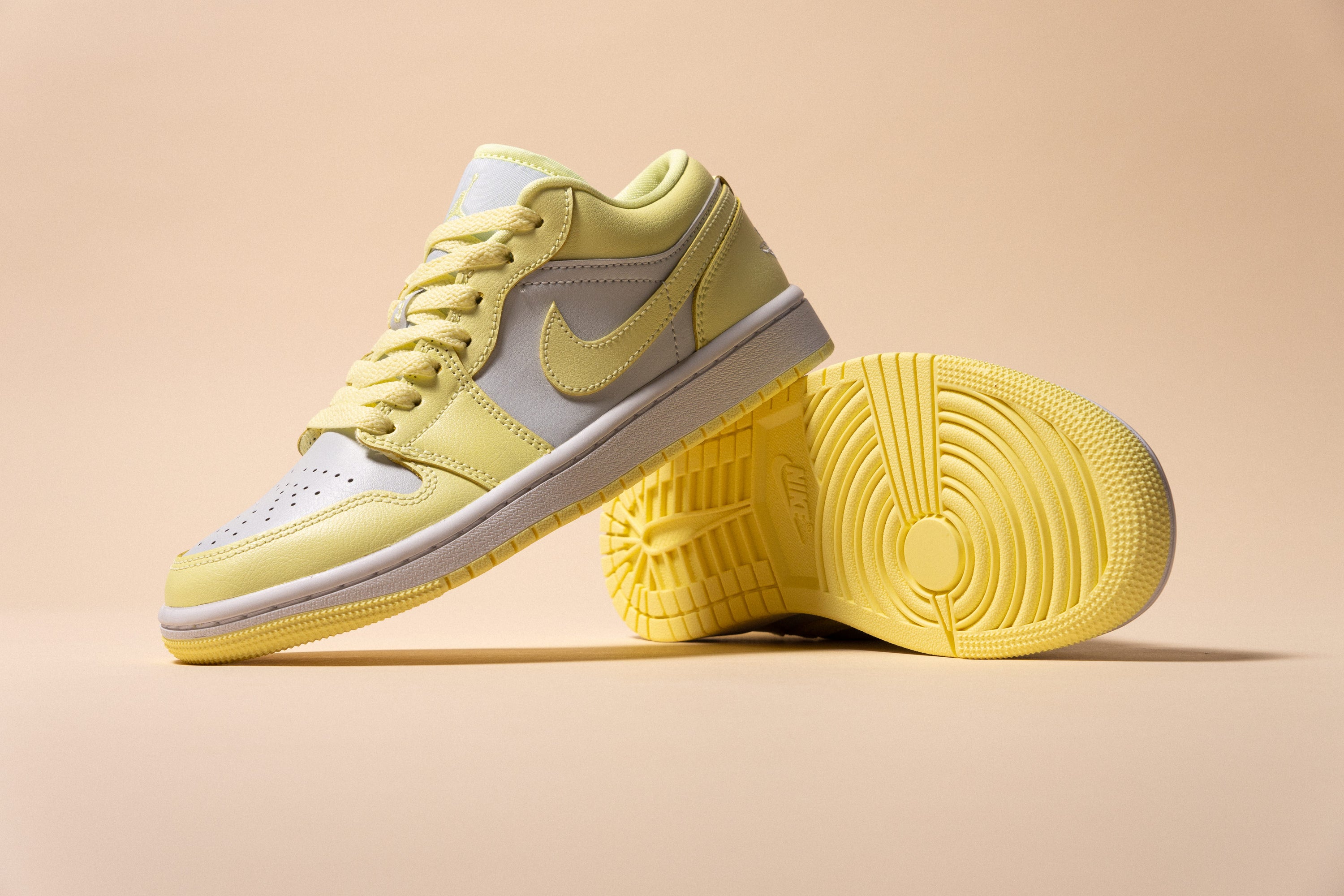 Women's Air Jordan 1 Low "Lemonade" 20/7/22