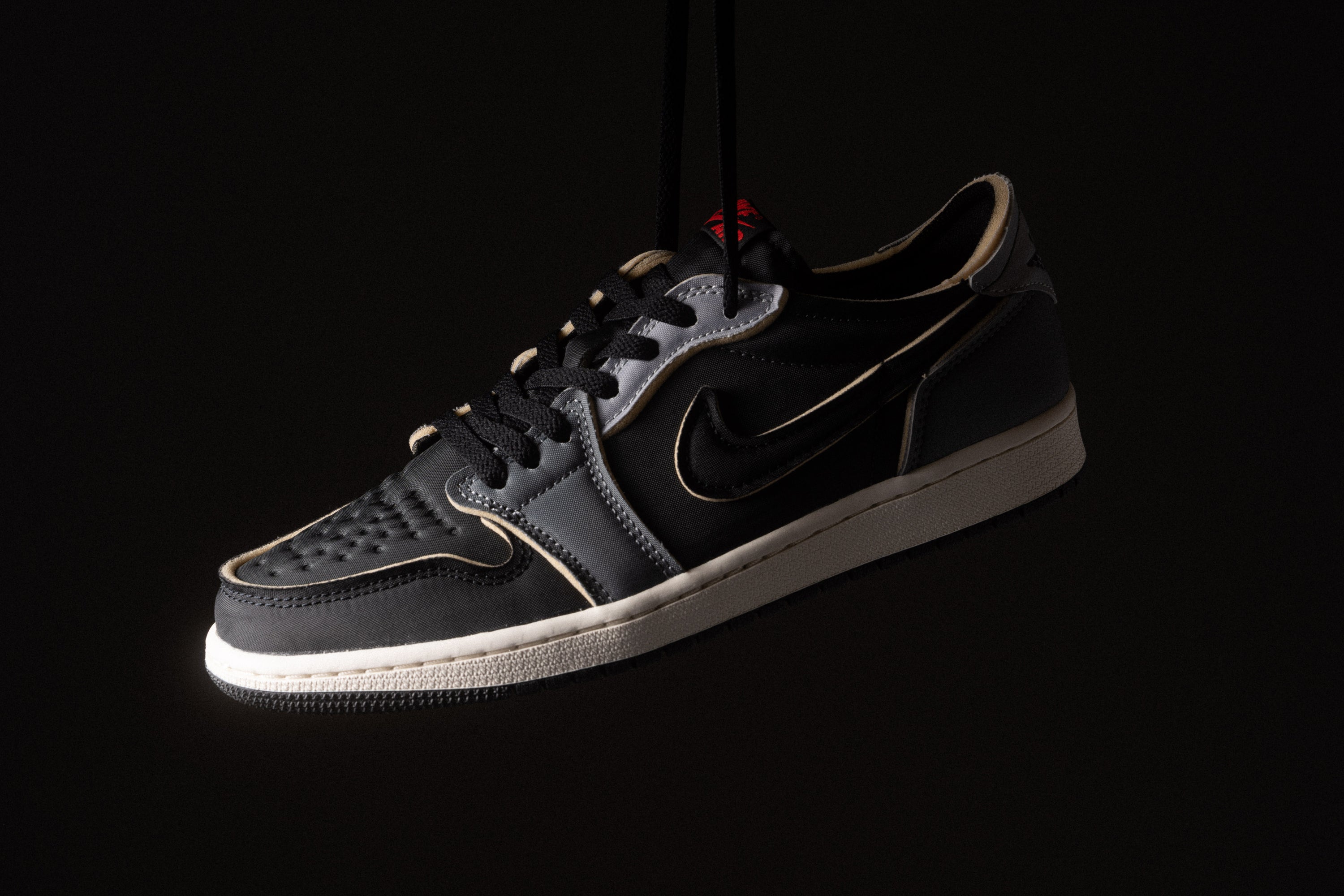 Air Jordan 1 Low OG EX "Dark Smoke Grey" 15/11/22