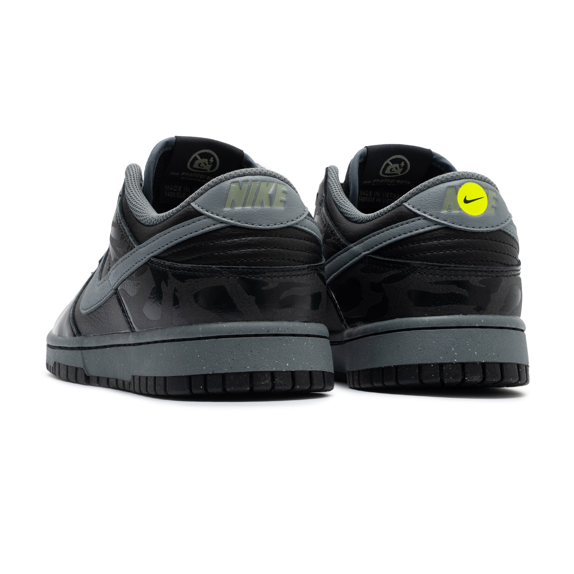 Nike Dunk Low Retro QS Off Noir / CL Grey-Black FZ3053-001