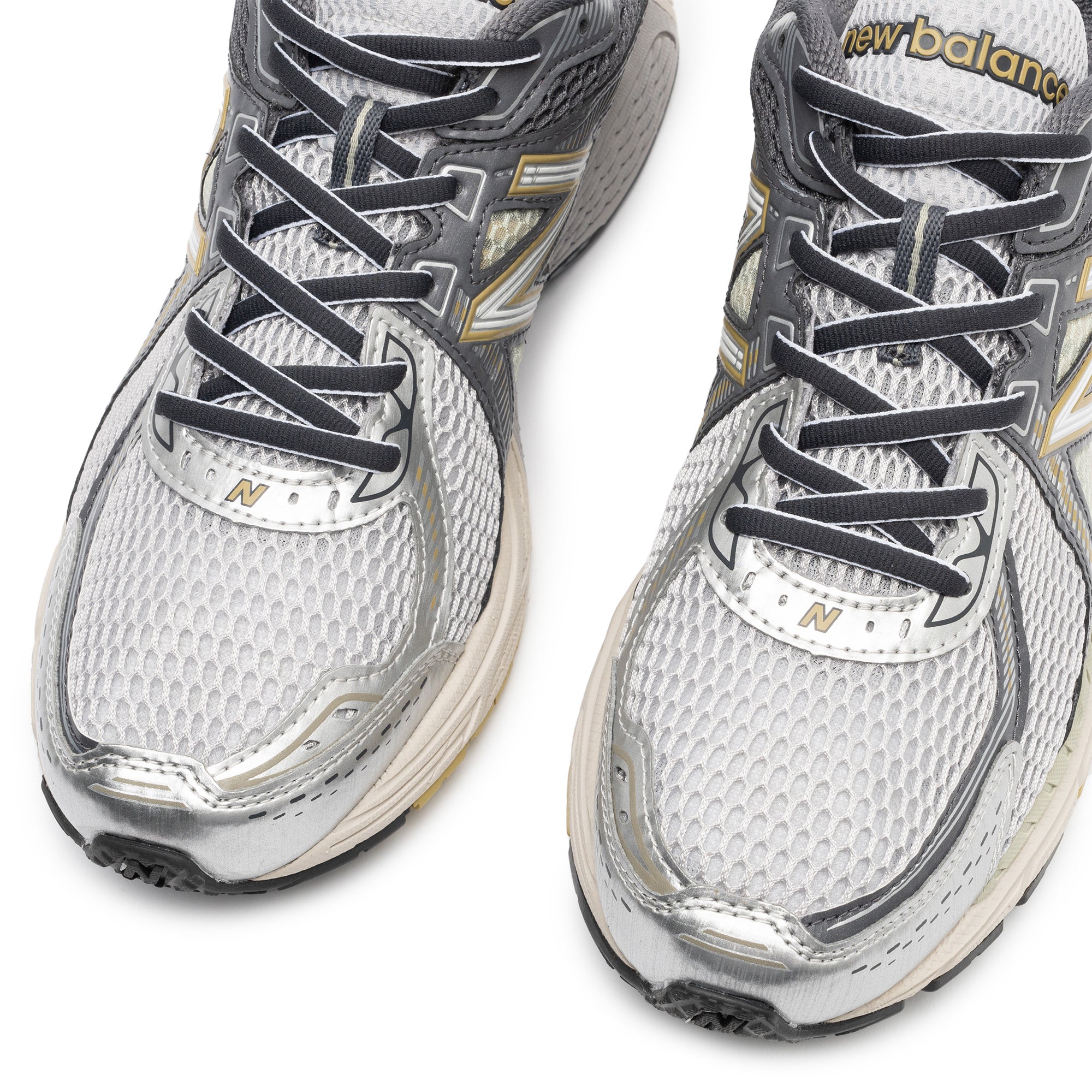 zapatillas de running New Balance neutro constitución ligera pie cavo 10k talla 38