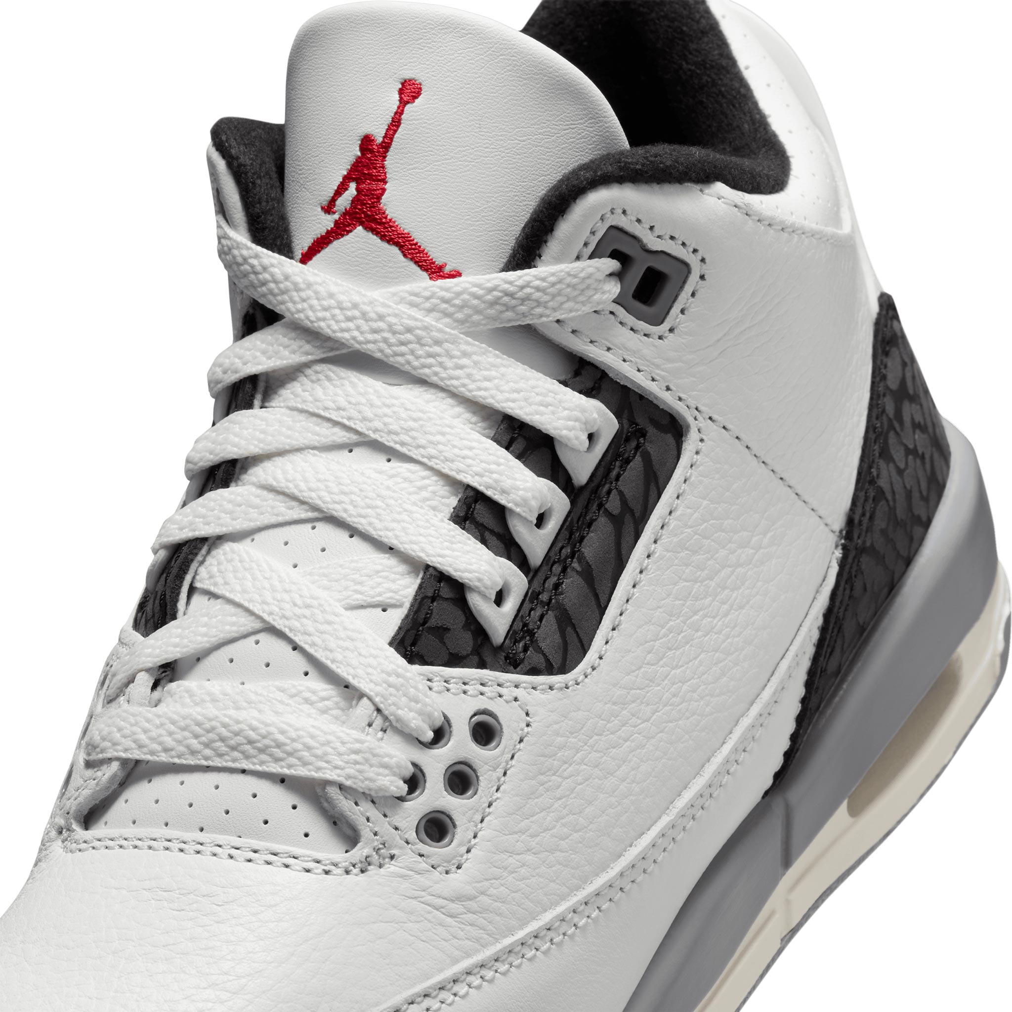 Air Jordan 3 Retro GS Summit White/Fire Red-Cement Grey DM0967-106