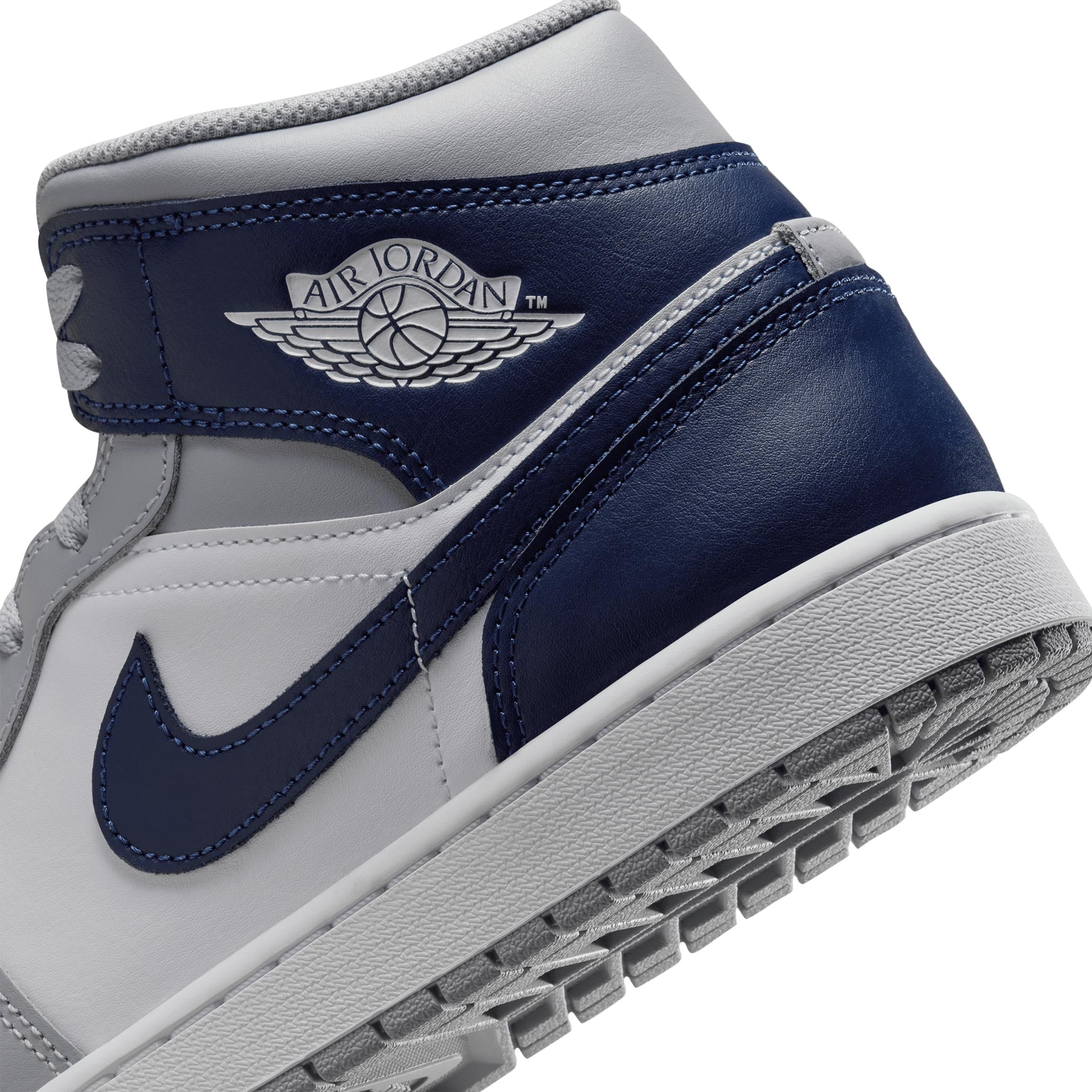 Air Jordan 1 Mid White/Midnight Navy-Wolf Grey DQ8426-104