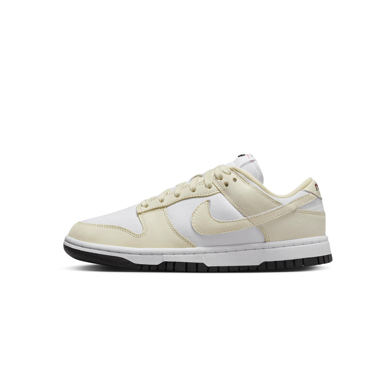 NIKE WMNS DUNK LOW LX W27.0cm-