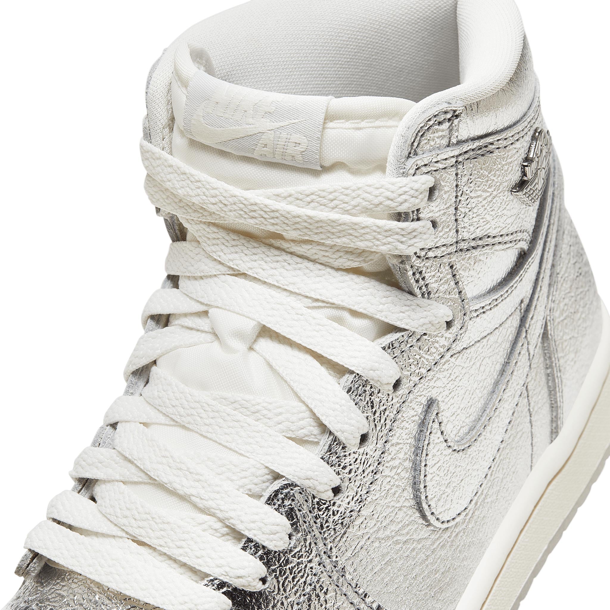 Women's Air Jordan 1 Retro High Metallic Silver/Photon Dust