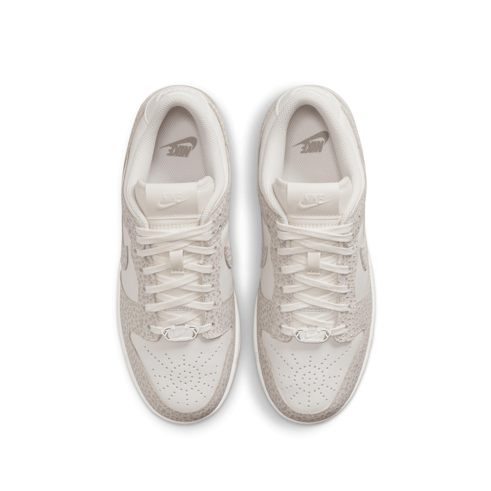 Nike dunk low skinny 2025