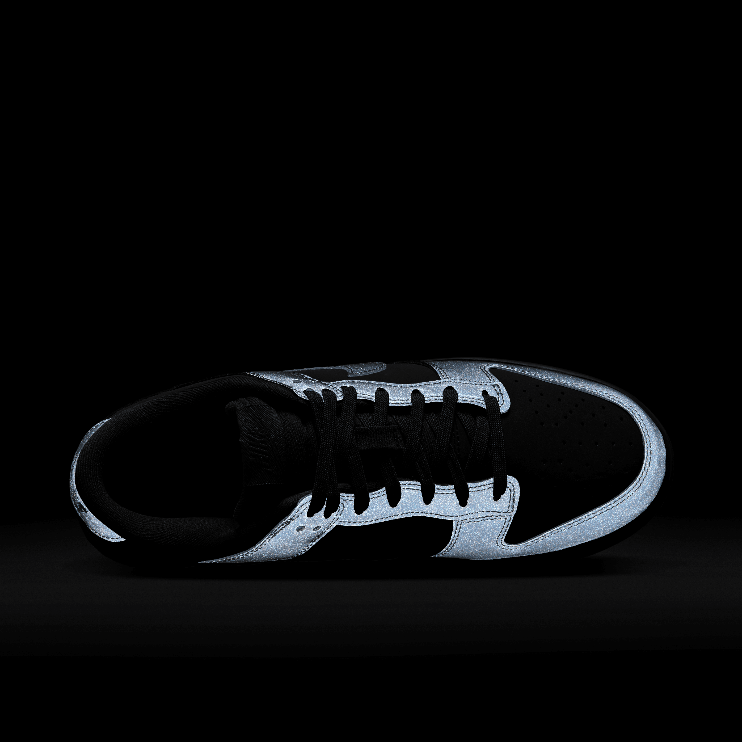 Women Dunk Low Anthracite Cyber Reflective FZ3781-060 – Capsule