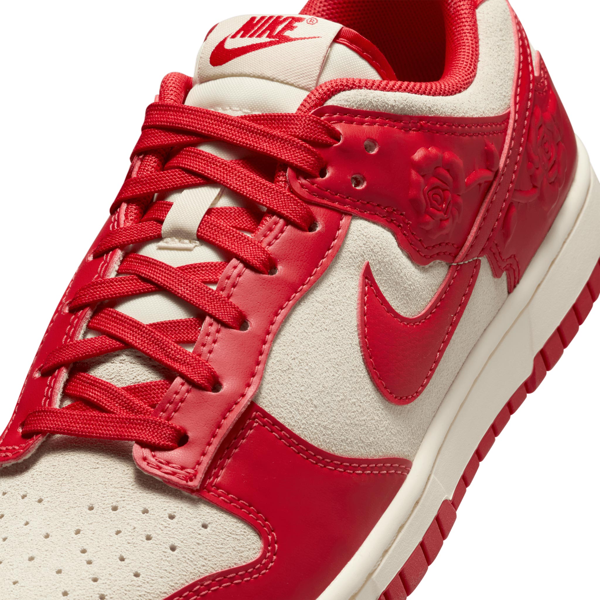 Women's Nike Dunk Low Coconut Milk/University Red/Pale Ivory HF1986-100