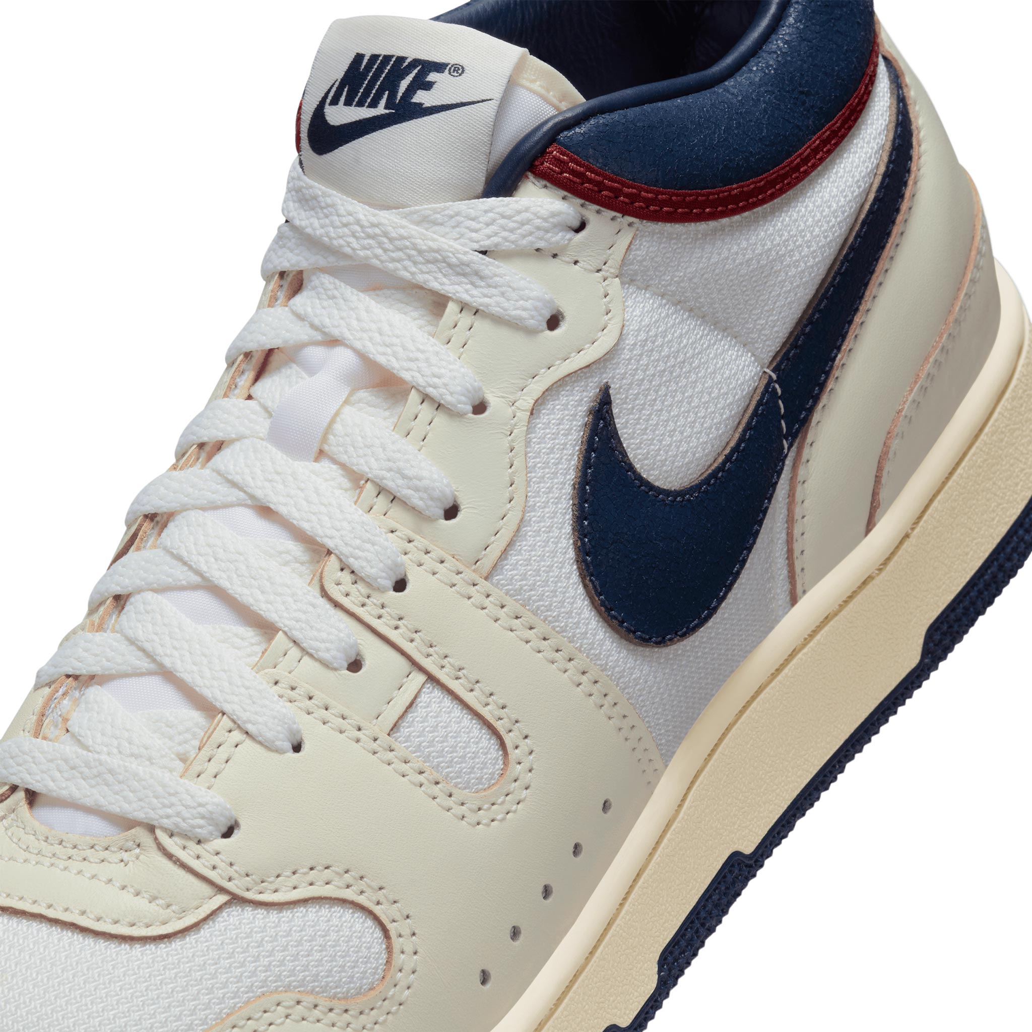 Nike Attack Premium Sail/Midnight Navy-Coconut Milk HF4317-133