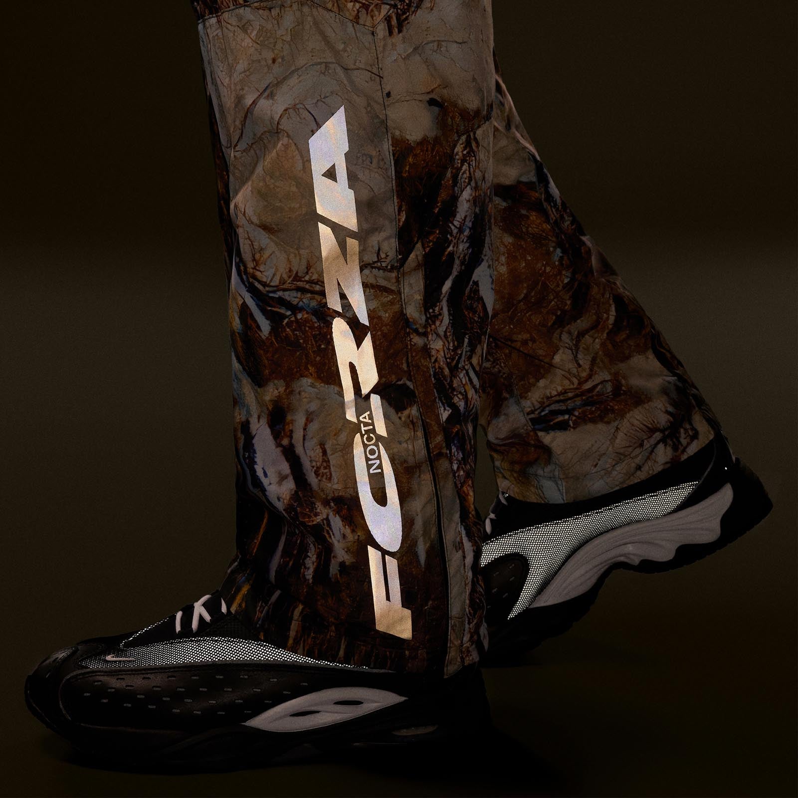 Nike Track Pant Camo x NOCTA - Fb1795-902 - Sneakersnstuff (SNS)