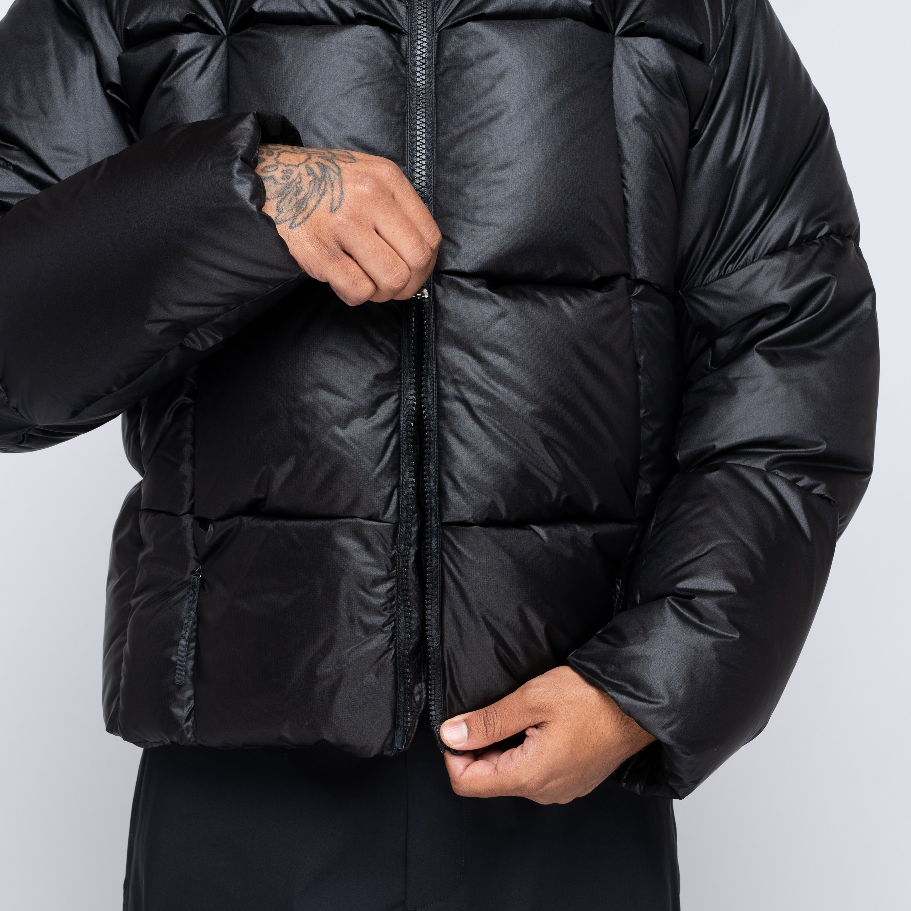 Three-Dimensional Down Jacket Black GZ24303