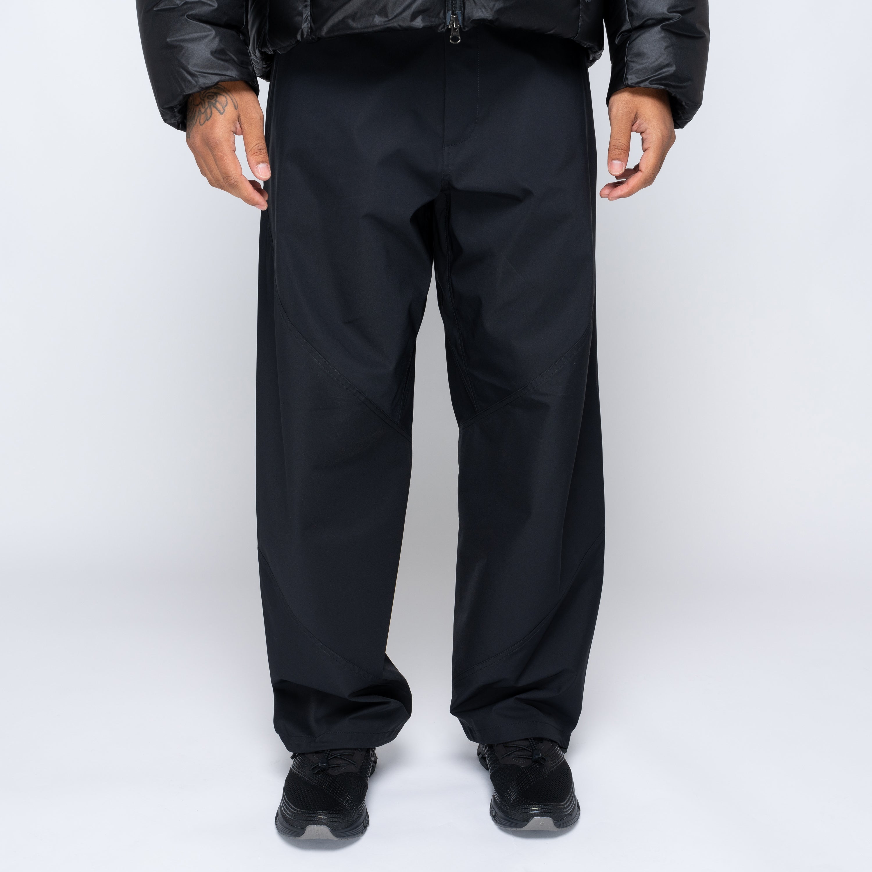 Helicoid Wide Pants Black GZ74351