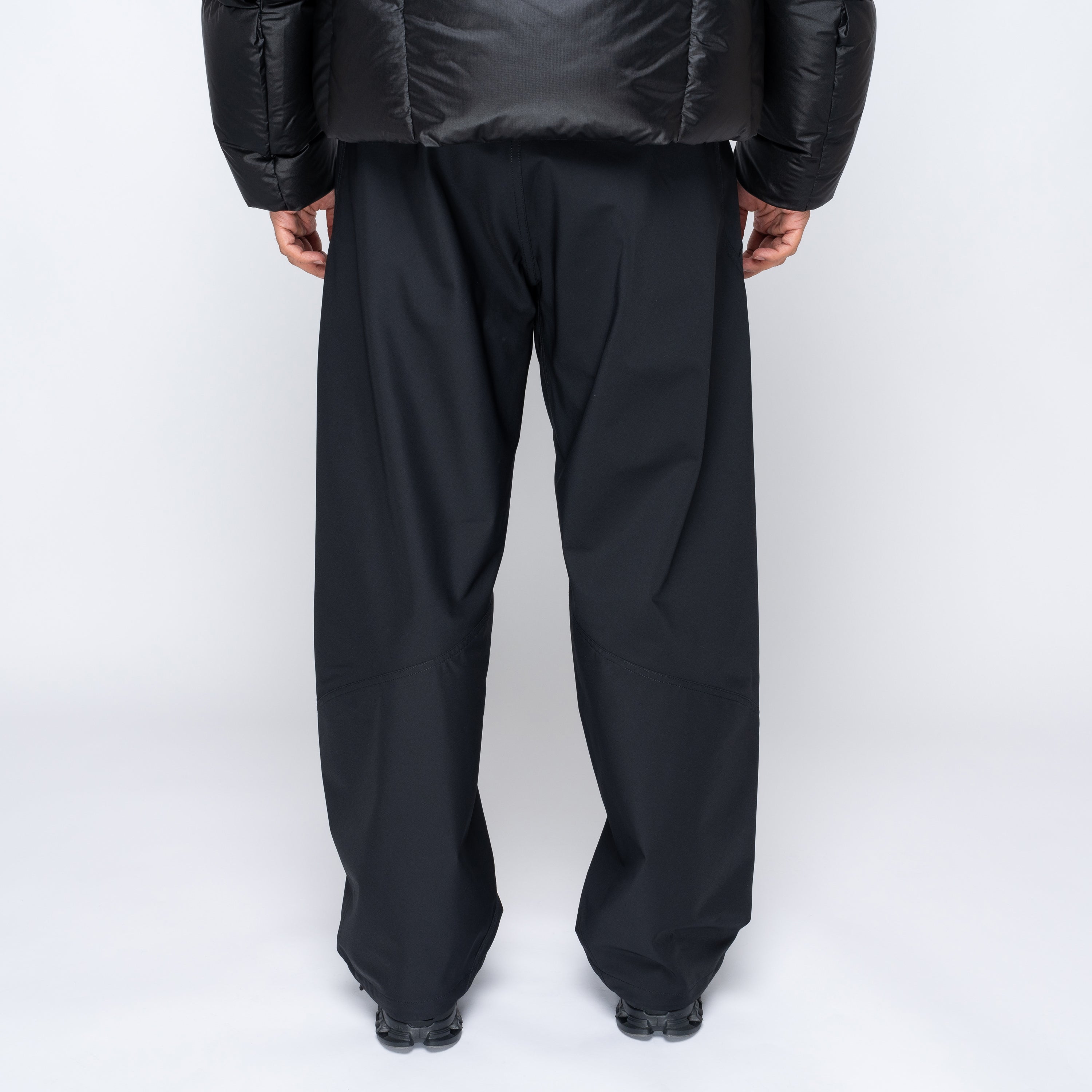 Helicoid Wide Pants Black GZ74351