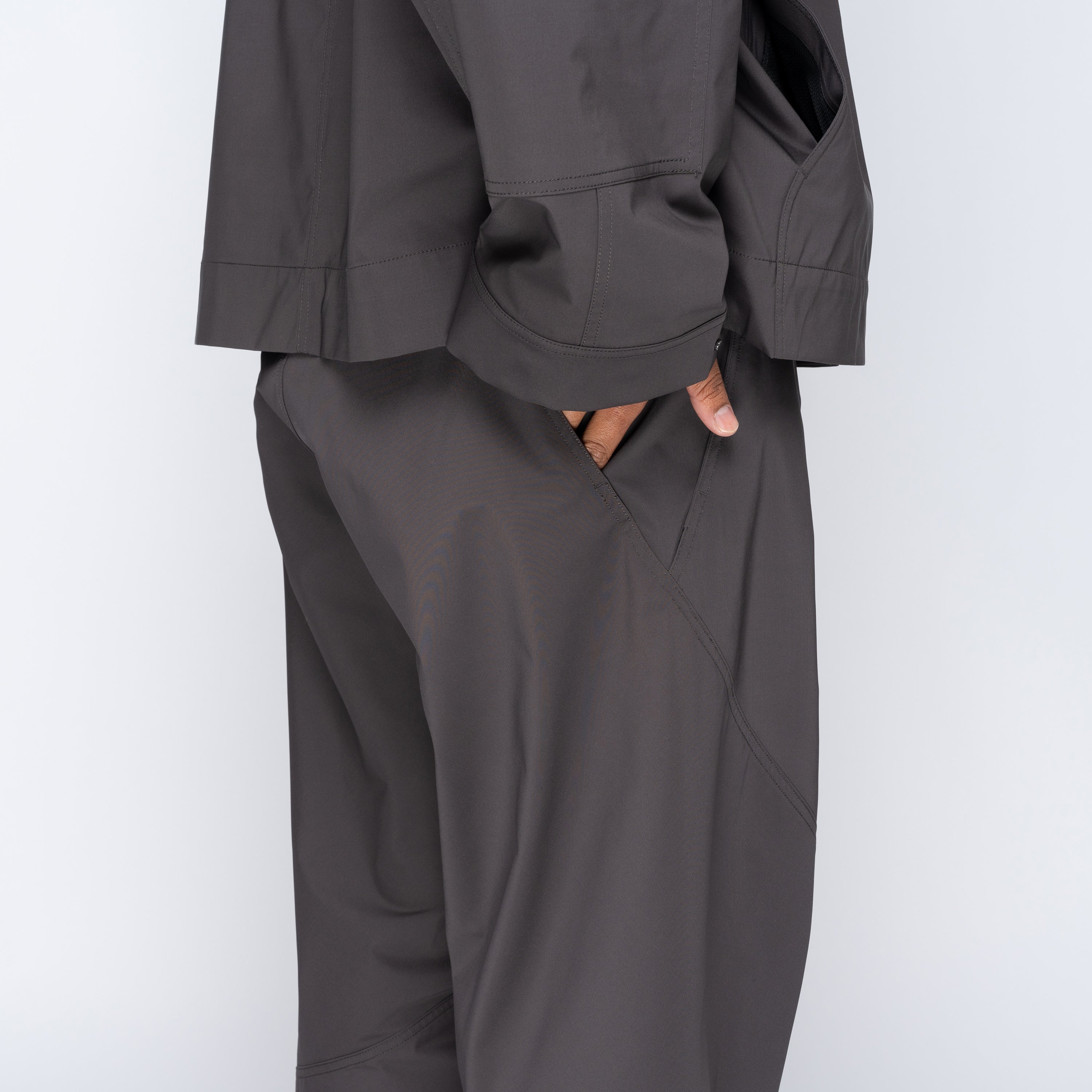 Helicoid Wide Pants Biotite GZ74351