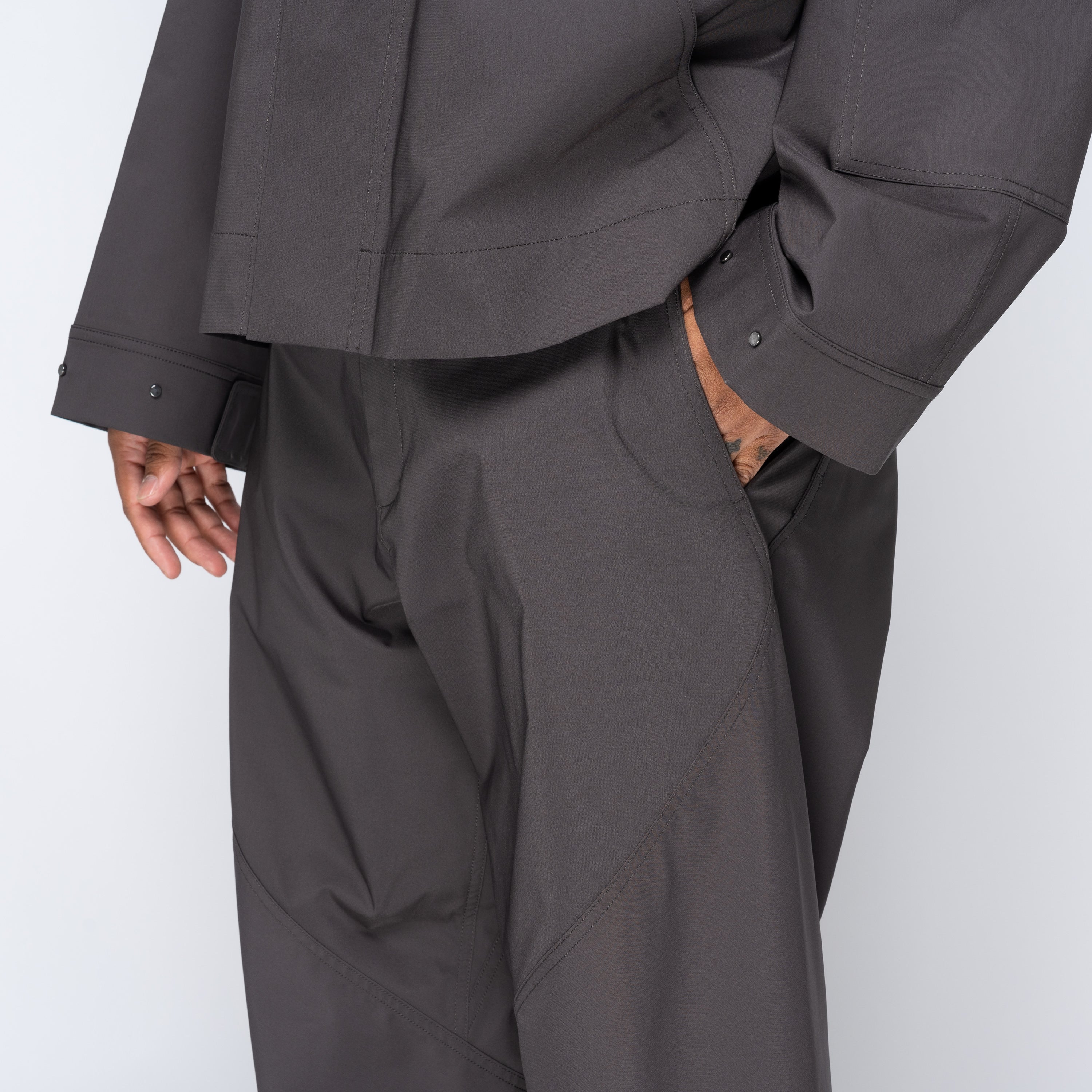 Helicoid Wide Pants Biotite GZ74351